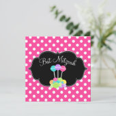 キャンディピンク水玉模様バルミツワー招待状 招待状 (スタンド正面)