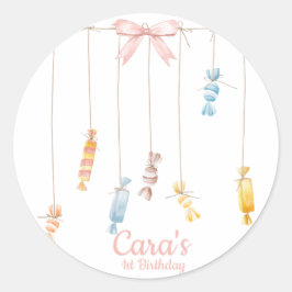 キャンディランドピンクの最初の誕生日パーティーの招待状 ラウンドシール