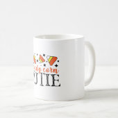 キャンディーコーンかわいこちゃんハロウィーントリックまたはトリート コーヒーマグカップ (正面右)