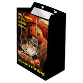 キャンディーバケットの下の猫 ミディアムペーパーバッグ (裏面アングル)