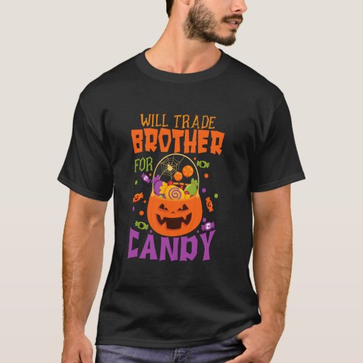 キャンディ面白いハロウィーンの試合のために弟を交換する Tシャツ (正面)