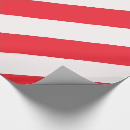 キャンディ・ケーンの赤と白の対角線は縞で飾ります ラッピングペーパー (角)