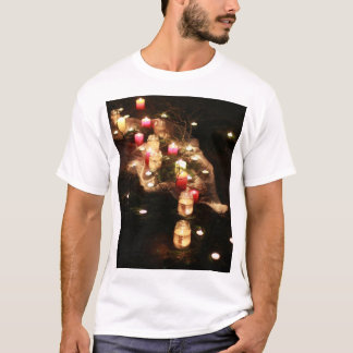 キャンドルライト・フォレスト メンズTシャツ – カスタマイズ可能 Tシャツ