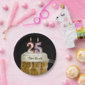 キャンドル付き25歳のバースデービール ペーパープレート (パーティー)