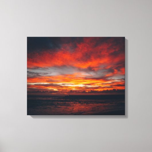 キャンバスに描かれたビーチの夕日 キャンバスプリント (正面)