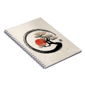 キャンバスのEnsoの円そして盆栽の木 ノートブック (右側)