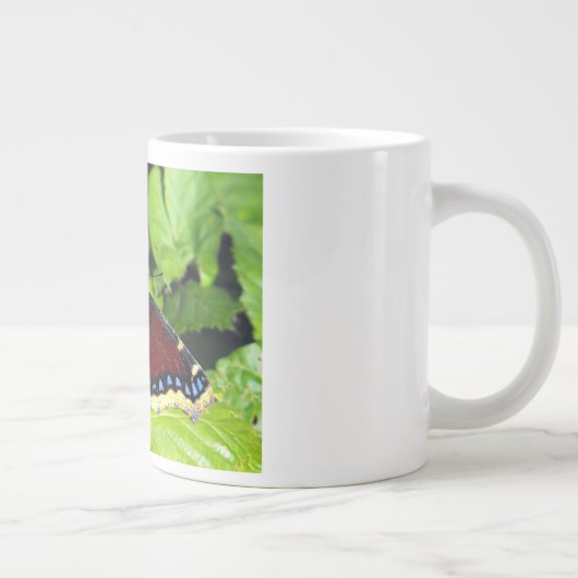 キャンバーウェル美しいまたはモーニングクロークチョウ ジャンボコーヒーマグカップ (右)