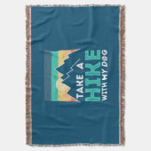 キャンパーギフト |犬の誕生日でハイキング スローブランケット (正面縦)