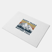 キャンパーギフト | Happy Trails自然コール誕生日 ドアマット (アングル)