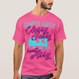 キャンパークイーンキャンおもしろいピングアウトドアギフトサッシスマ Tシャツ