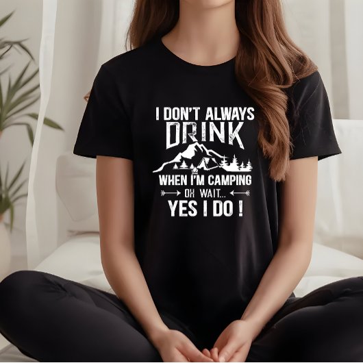 キャンピおもしろいングと飲みことわざ Tシャツ