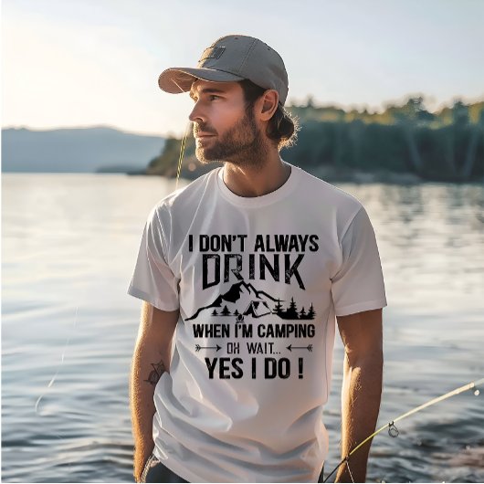 キャンピおもしろいングと飲みことわざ Tシャツ