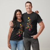 キャンピングおもしろいメリークリスマスツリーキャンパー雪だるま Tシャツ (ユニセックス)