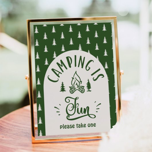 キャンピングはおもしろいワンハッピーキャンパー ポスター