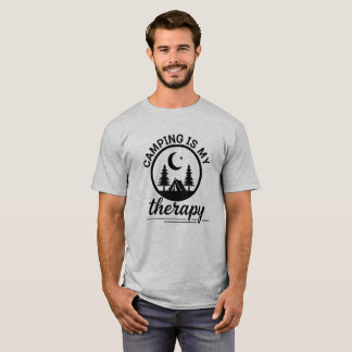 キャンピングは私のセラピー Tシャツ