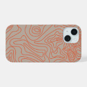 キャンピングウィルダネスレートレス地形 iPhone 15ケース (裏面横)