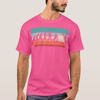 キャンピングエベおもしろいローションレトロキャンパーハイキングキャンプ Tシャツ