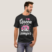キャンピングカーのクイーンズキャンプ Tシャツ (正面フル)