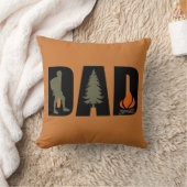 キャンピングキャンパーとハイキングハイカーパパ クッション (ブランケット)