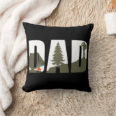 キャンピングキャンパーとハイキングハイカーパパ クッション (ブランケット)