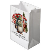 キャンピングクリスマスをテーマにしたキャンパー ミディアムペーパーバッグ (正面アングル)