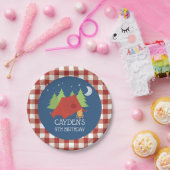 キャンピングバースデーパーティープレートレッドプレイド ペーパープレート (パーティー)