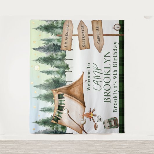 キャンピングボンファイアキャンプファイアズモーレスアウトドア誕生日 タペストリー (正面)