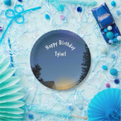 キャンピング誕生日パーティーのカスタマイズ可能なメッセージ ペーパープレート (パーティー)