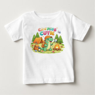 キャンピング キューティー - かわいい赤ちゃんの男女兼用アウトドア アドベンチャー ベビーTシャツ