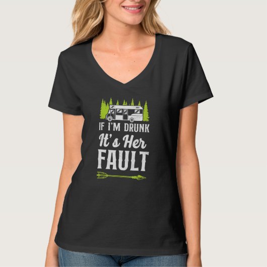 キャンプだ!酔っ払ったら彼女のせい RV Tシャツ (正面)