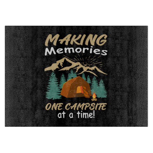 キャンプで思い出を作る カッティングボード (正面)