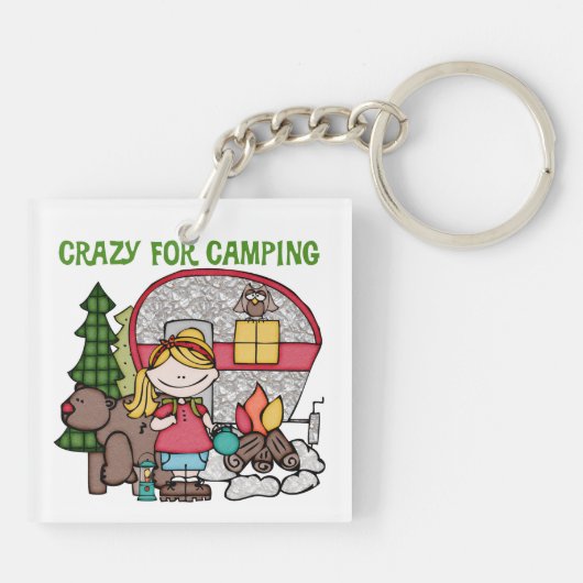 キャンプのために熱狂するなブロンドの女の子 キーホルダー (裏面)