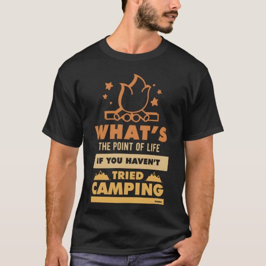 キャンプのキャンプファイヤー 名言 ギフト 家族 Tシャツ (正面)
