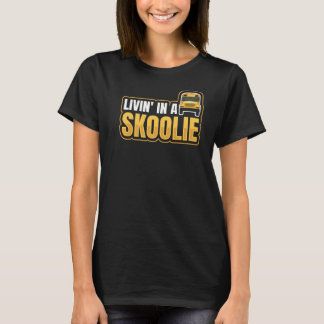 キャンプのスクールバスのためにスコリー引用文に住む Tシャツ