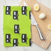 キャンプのトレーラーは緑 キッチンタオル (四つ折り)