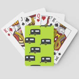 キャンプのトレーラーは緑 トランプ