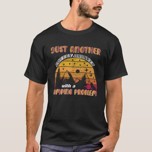 キャンプの問題を抱えたもう一つのコーヒーを飲む人 Tシャツ (正面)