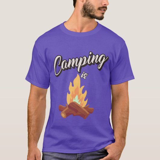 キャンプの焚き火少年 Tシャツ (正面)