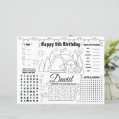 キャンプの誕生日ランチョンマット、キャンピングアクティビティシート (スタンド正面)