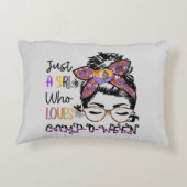 キャンプを愛する女の子 |ハロウィーンキャンプ アクセントクッション (裏面)