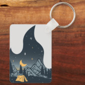 キャンプキャンパカッコいいーキャンプファイアアンダースターズマウンテンズ キーホルダー (裏面)