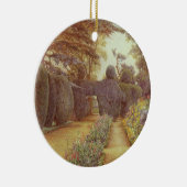 キャンプシー・アッシュ、アーネスト・アーサー・ロウのサフォーク セラミックオーナメント (右)