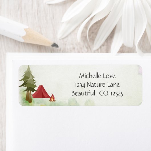 キャンプテントのキャンプファイヤーの荒野の森林住所 ラベル (インサイチュ)
