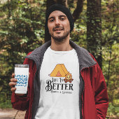 キャンプファイアのまわりにの方が人生だ Tシャツ