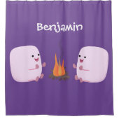 キャンプファイアマンガの可愛いピンクのマシュマロ シャワーカーテン (正面)