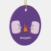 キャンプファイアマンガの可愛いピンクのマシュマロ セラミックオーナメント (右)