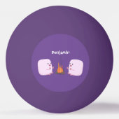 キャンプファイアマンガの可愛いピンクのマシュマロ 卓球ボール (裏面)