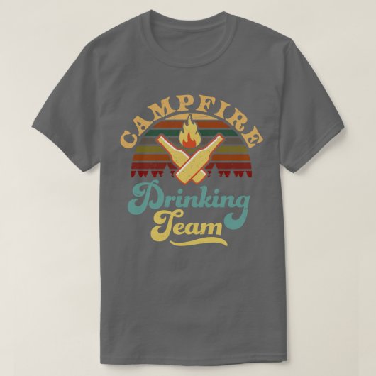 キャンプファイア飲みチームキャンピング1 Tシャツ (デザイン正面)