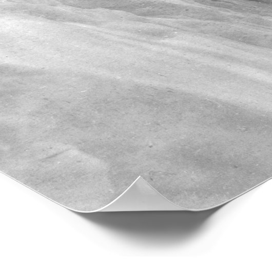 キャンプ場の探検家のテントと所持品 ポスター (角)