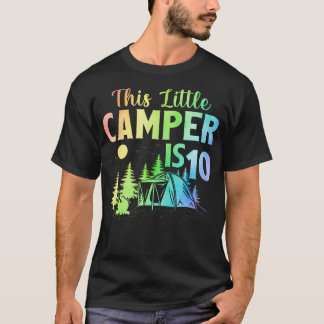キャンプ好きな10歳のキャンピング10歳の誕生日 Tシャツ